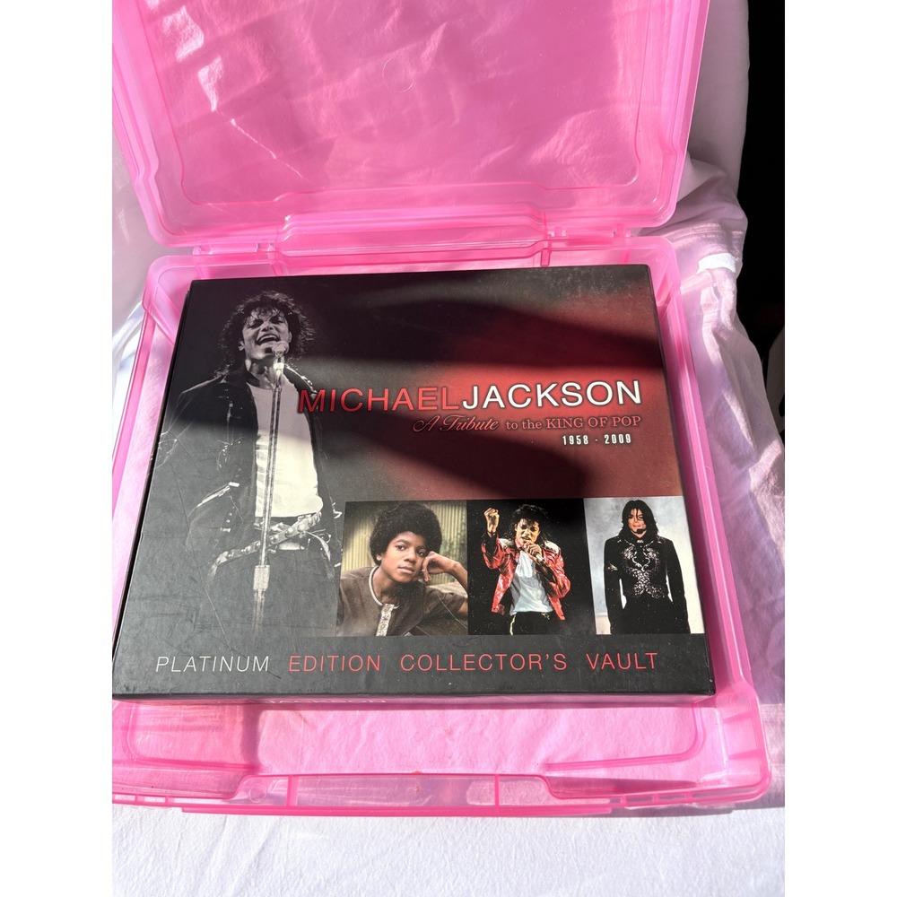 Michael Jackson Platinum Edition Collectors Vault Tribute King of‎ Pop Book